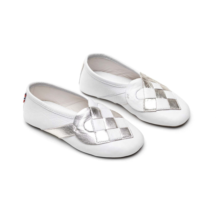 "Lille Elskling" Girls Leather Slippers | White