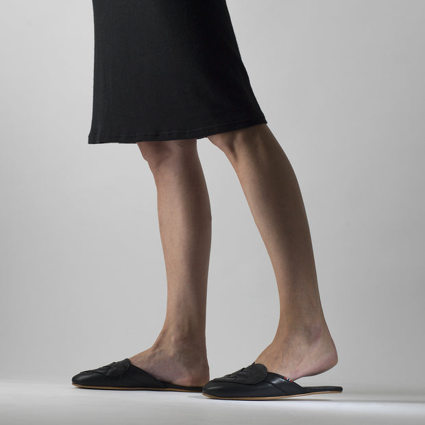 Elskling Leather Mules | Black